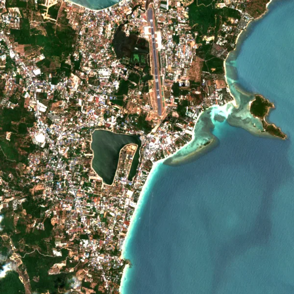 ภาพสีจริง Sentinel-2 ของเฉวง เกาะสมุย สุราษฎร์ธานี Apr 15, 2024
