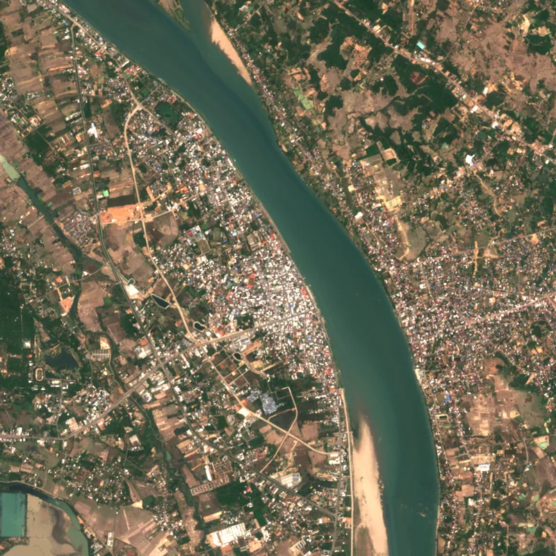 ภาพสีจริง Sentinel-2 ของนครพนม Apr 2, 2024
