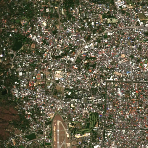 ภาพสีจริง Sentinel-2 ของนิมมานเหมินท์ เชียงใหม่ เชียงใหม่ Feb 3, 2022