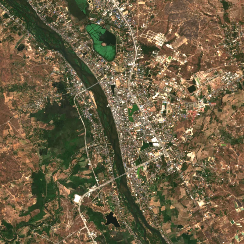 ภาพสีจริง Sentinel-2 ของตาก Mar 11, 2017